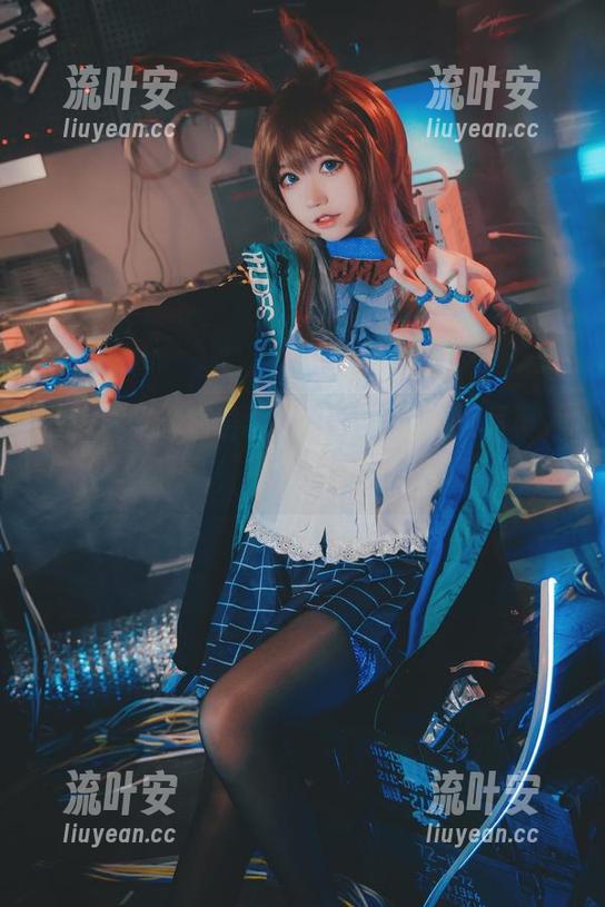 在线查收：猫君君MaoJun的温柔写真，不超载，不强迫，只留清新