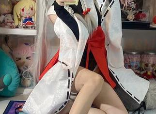 明日方舟的新约能天使——白栎Shirly写真合集，撒娇还是卖萌？