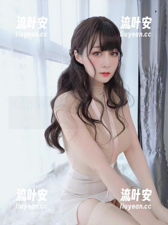 精选白银81自拍：嘴角上扬，我在自拍里藏了一只“土豆”
