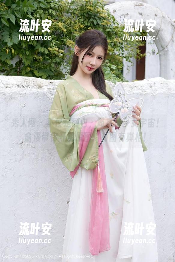 秀人网 - 不仅是图包，简直是少女宇宙！俞漫带你开箱原图：有图有真相！