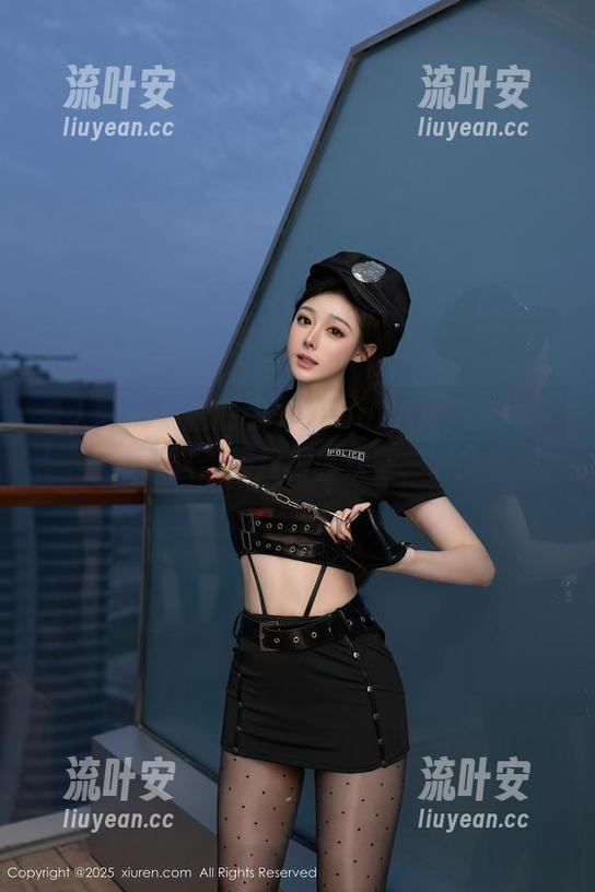 秀人网 - 最新的张文妍MuLA女孩套图，诶，这姿势我很喜欢喔，哈哈