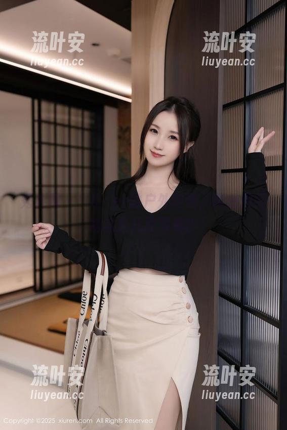 秀人网 - 玥儿玥er的户外精选，真想问问她这是几度写真？