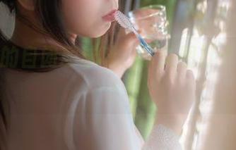 校园里的自闭颜球球，拿美图打卡大合集！