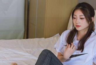 袜啵啵 – 图集更新！稚予的礼服之旅，也许会让你忍俊不禁。