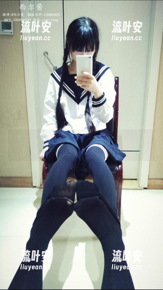 西尔酱的水手服：高清图包，甜度满分，突然好想回到学生时代。