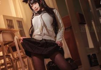 高清写真看贞子蜜桃，变身“大凤兔女郎”，这角度好像让我呼吸都变得轻盈了。