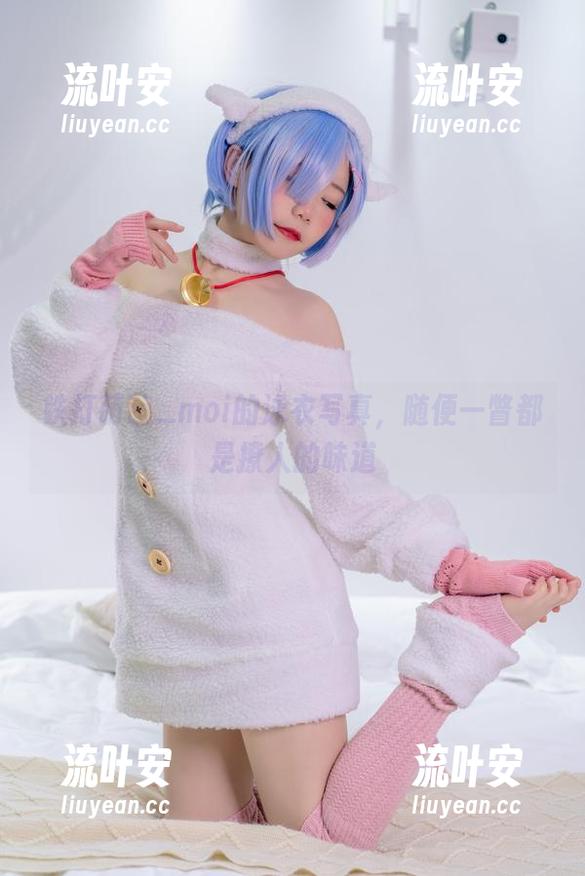 铁打萌萌_moi的泳衣写真，随便一瞥都是撩人的味道