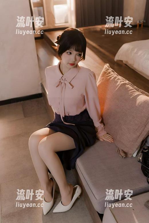 黑丝兔女郎图集，雪晴嘟嘟无意间撩拨起我的好奇心。